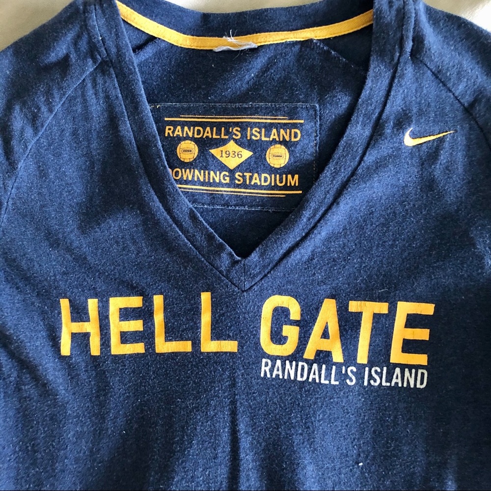 Nike Hell Gate Randall’s Island T shirt XS